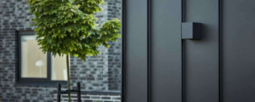 DS Nordic Klikfals stålprofiler på garage